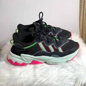 Adidas Originals Ozweego Running Sneakers Size 7
